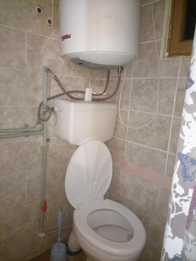 Студия В Центре Сухума スフミ エクステリア 写真